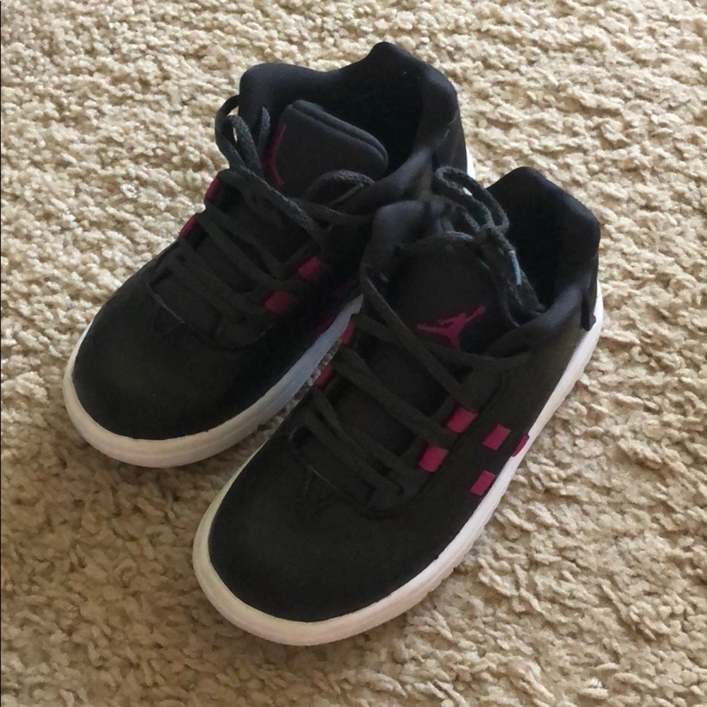 Used Jordan Sneaker Size 10C